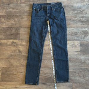 Aeropostale womens skinny blue jeans